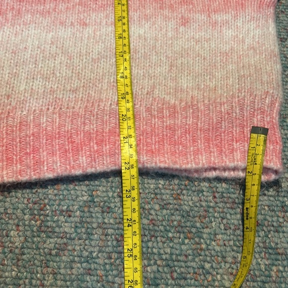 NWT Ladies size Large various pinks Cowl neck sweater by Buffalo - Picture 7 of 11